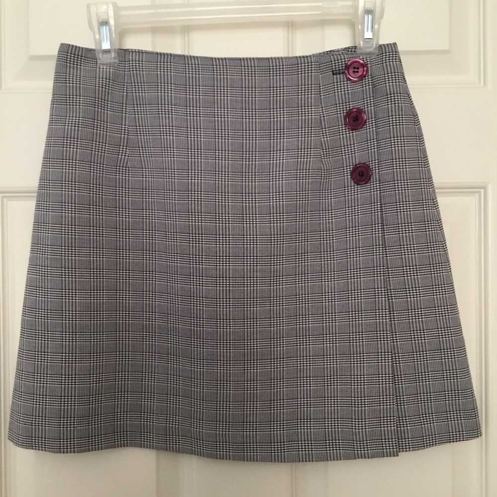 Vintage 90’s Plaid Wrap Skirt | School Girl Uniform Skirt size 9